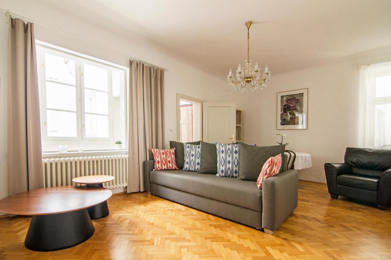 Wishlist Prague Residences - Charles Bridge Karlova ภายนอก รูปภาพ