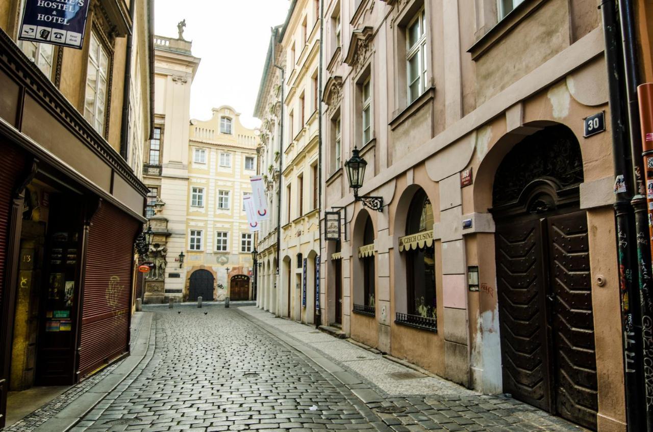 Wishlist Prague Residences - Charles Bridge Karlova ภายนอก รูปภาพ