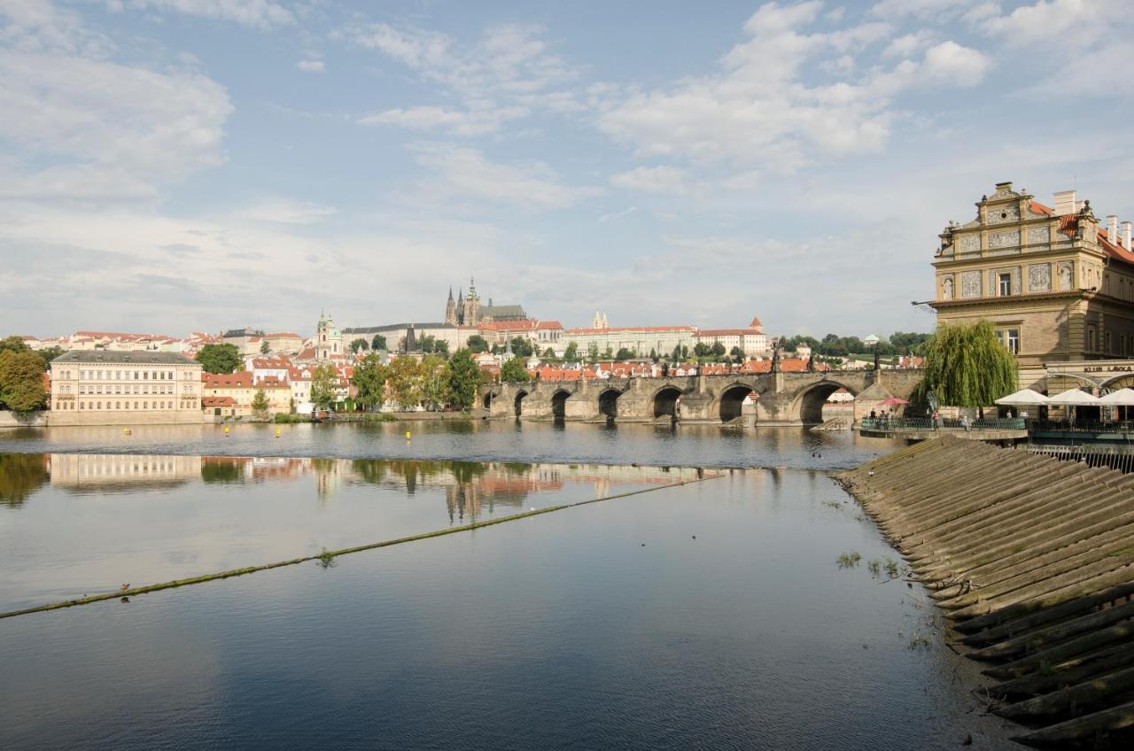 Wishlist Prague Residences - Charles Bridge Karlova ภายนอก รูปภาพ